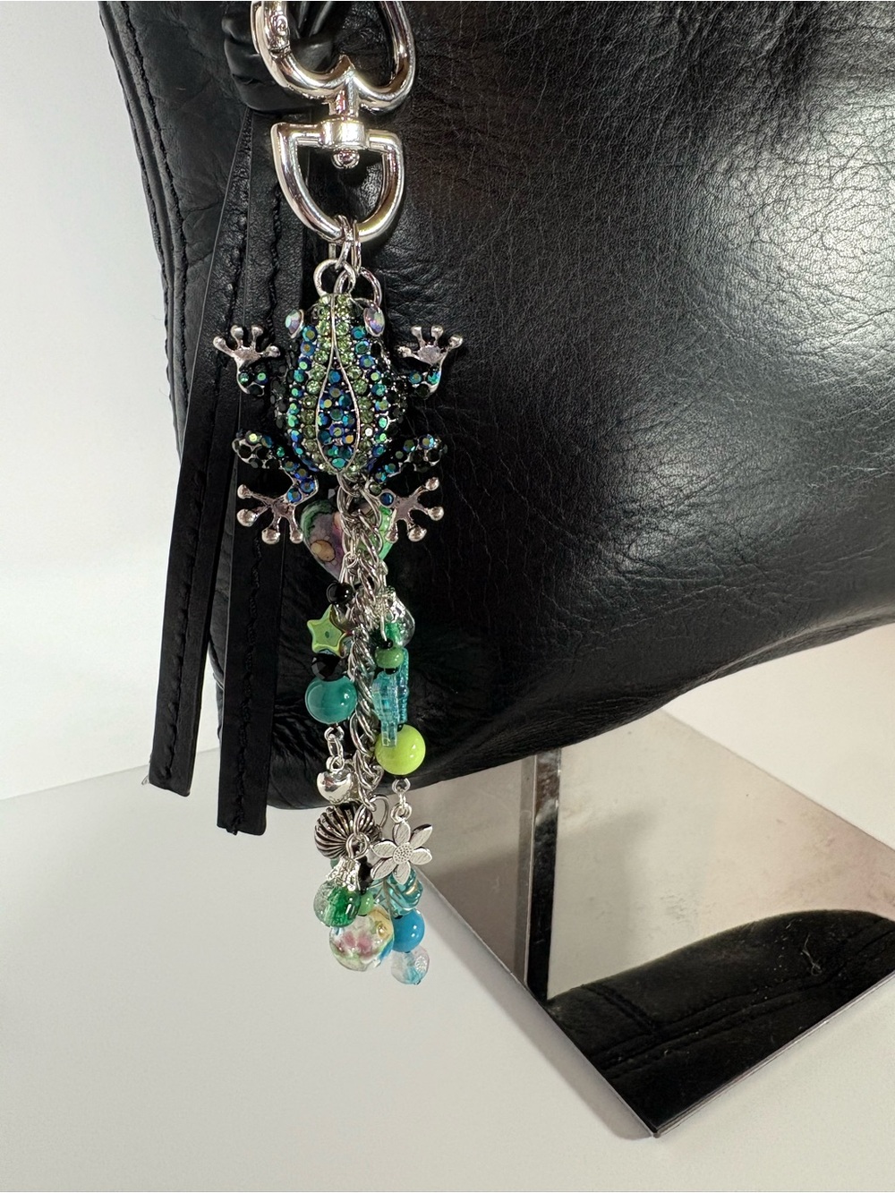 Green Crystal Frog Bag Charm Keychain - Picture 8 of 12